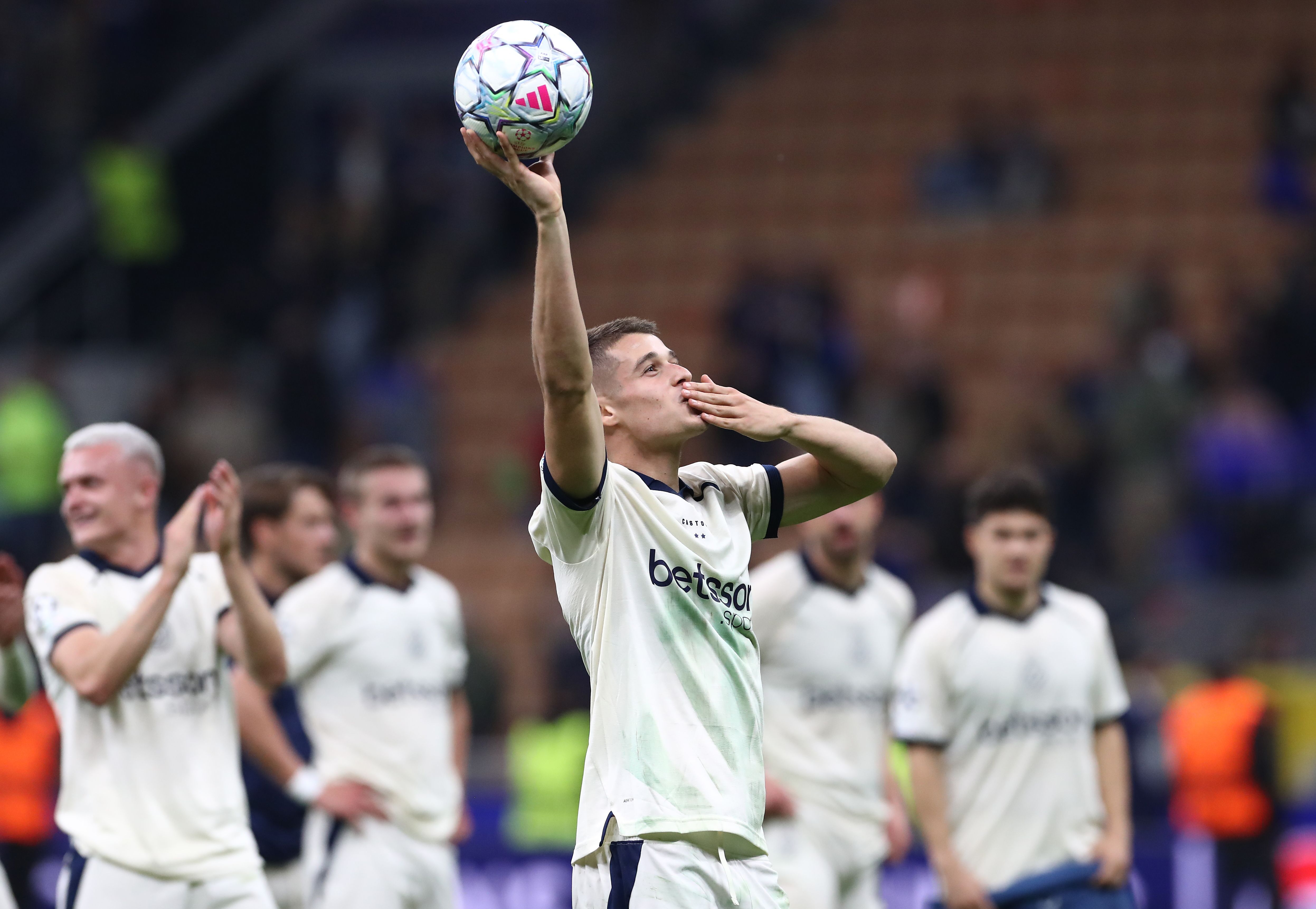 A oferta da Roma para comprar Kyler Tresoldi, do Inter, clube da Série A, é uma jogada improvável